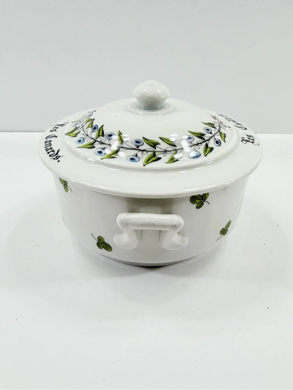 2 Qt Round Covered Casserole Chamord PORCELAINE‎ D' AUTEUIL France Discontinued